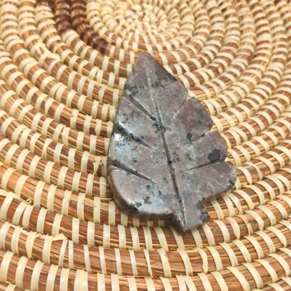 Marbled Leaf Stone Decor in Gray Pink Black & White NEW